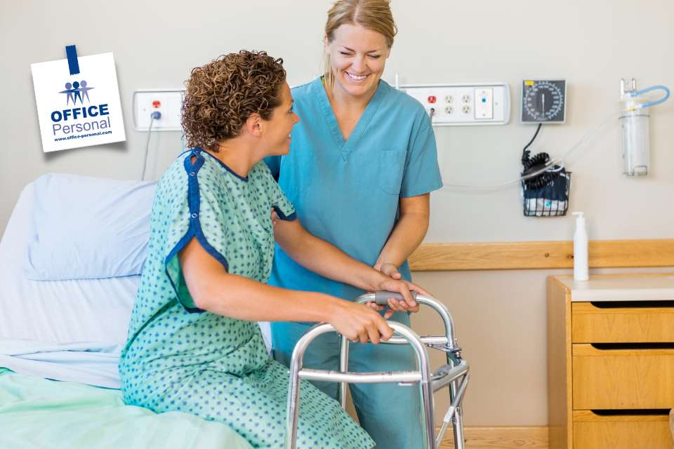 Pflegehelfer, Pflegehelferin, ambulant, Frau, Patientin